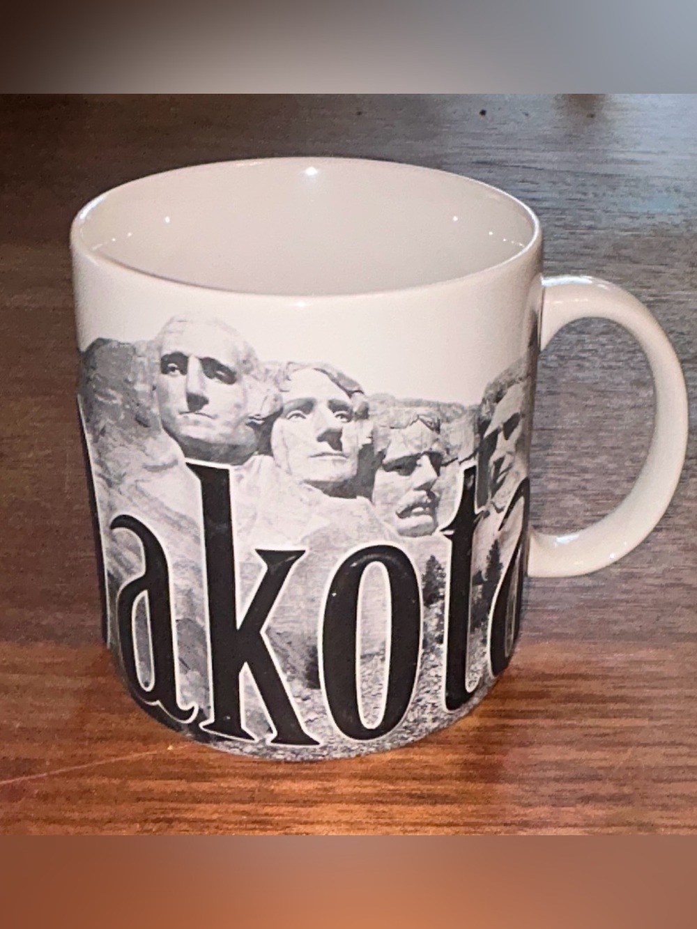 2007 Mount Rushmore South Dakota Souvenir Mug Coffee Cup Keepsake Americaware